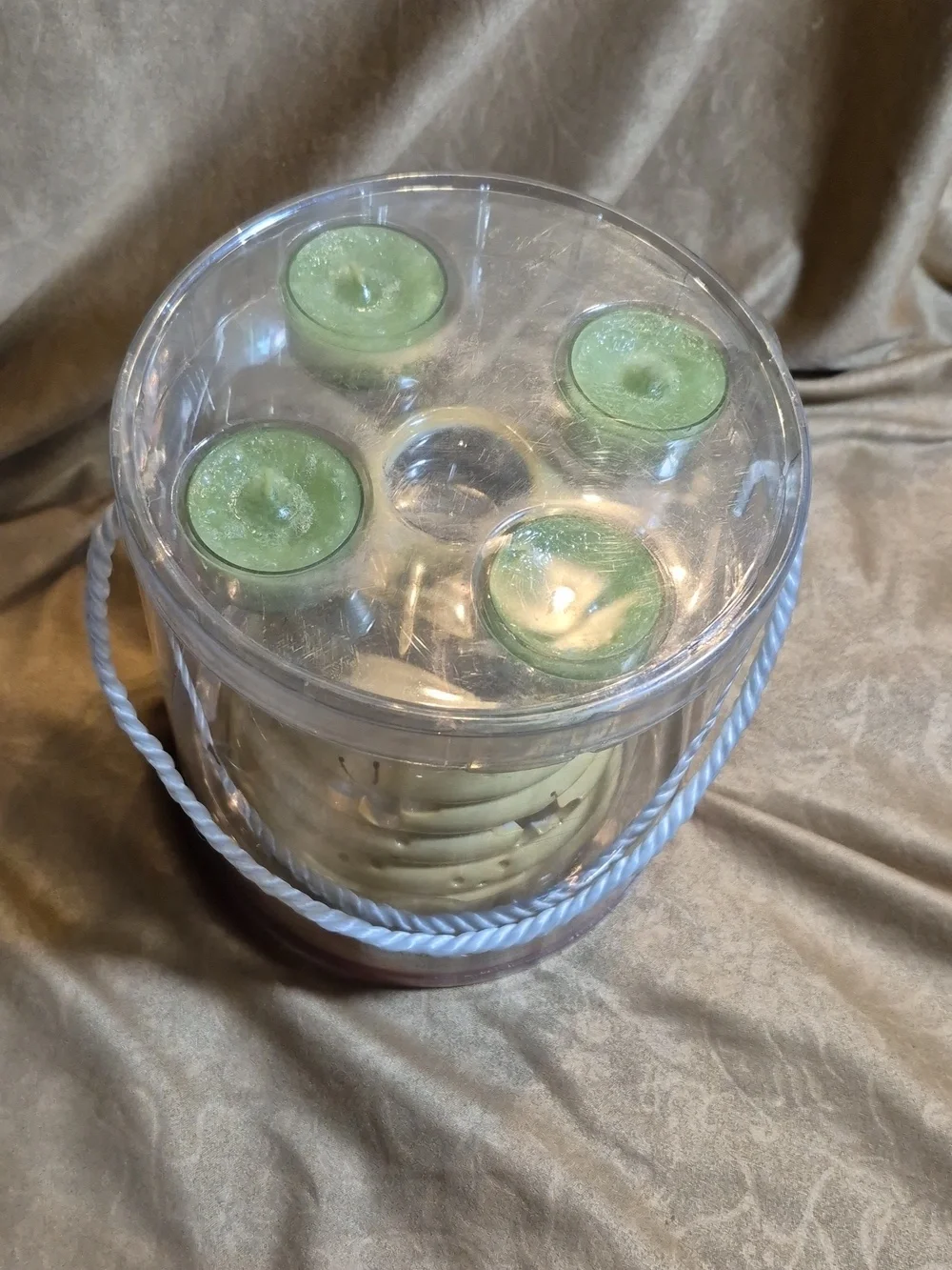 Yankee Candle•Beehive Luminary Gift Set•Meadow Showers Tea Lights (4) - Picture 5 of 8
